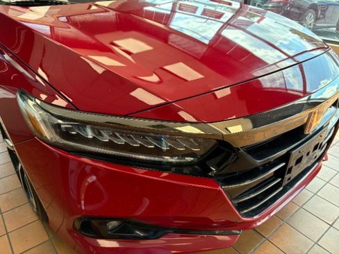 Used 2021 Honda Accord Sport Special Edition image 2