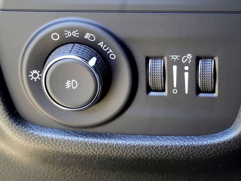 New 2025 Jeep Grand Cherokee L Limited image 18