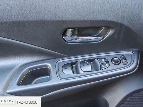 Used 2024 Nissan Versa SV image 23