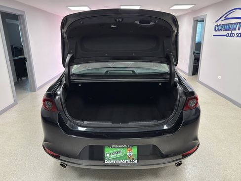 Used 2021 MAZDA MAZDA3 s image 37