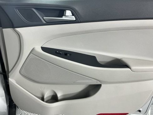 Used 2020 Hyundai Tucson Value AWD/4WD image 13