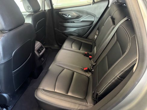 Used 2024 GMC Terrain SLE w/ Driver Convenience Package AWD/4WD image 10