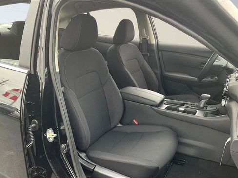 New 2025 Nissan Sentra S image 9