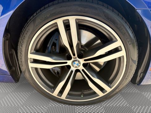 Used 2018 BMW 750i RWD image 31