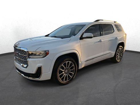 Used 2023 GMC Acadia Denali w/ Denali Technology Package image 7