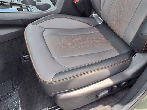 New 2025 Subaru Crosstrek 2.5i Limited w/ Popular Package #3A image 18