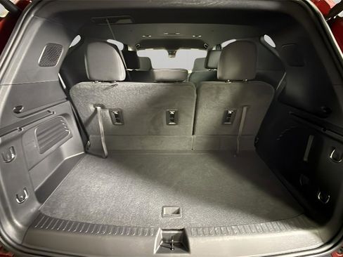 Used 2024 Chevrolet Traverse LT image 29