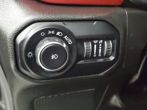 Used 2022 Jeep Wrangler Unlimited Rubicon image 22