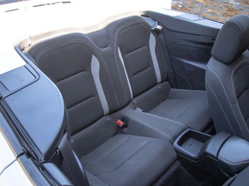 Used 2020 Chevrolet Camaro LT image 20