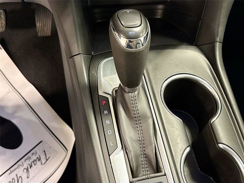 Used 2020 Chevrolet Equinox LS FWD image 16