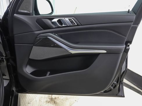 Certified 2023 BMW X5 M50i w/ Executive Package image 29