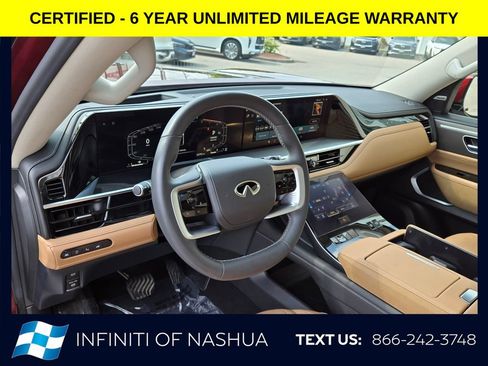 Certified 2025 INFINITI QX80 Luxe w/ Cargo Package AWD/4WD image 6