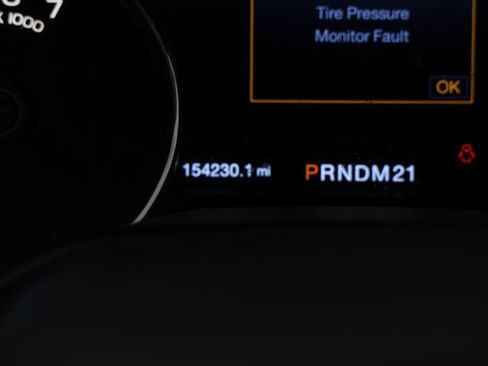 Used 2015 Ford F150 Platinum w/ Equipment Group 701A Luxury image 13