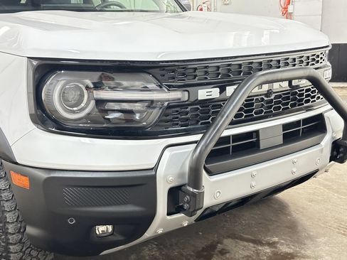 Used 2025 Ford Bronco Sport Badlands w/ Sasquatch Badlands Package AWD/4WD image 14