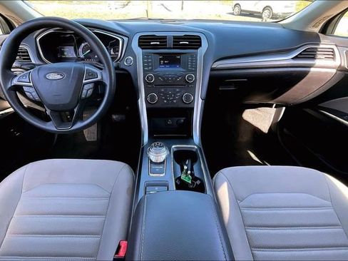 Used 2018 Ford Fusion S image 7