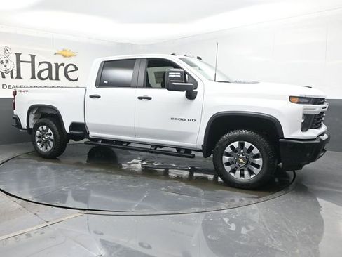 New 2026 Chevrolet Silverado 2500 Custom w/ Custom Convenience Package image 6