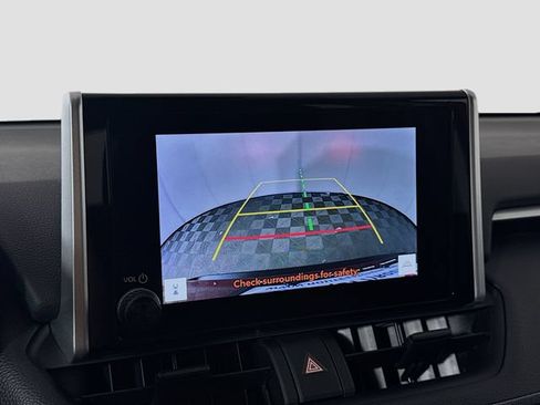 Used 2024 Toyota RAV4 LE AWD/4WD image 21