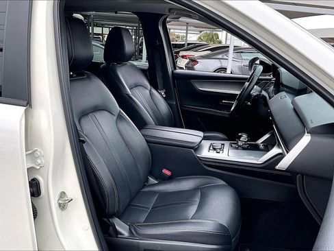 Used 2025 MAZDA CX-70 3.3 Turbo w/ Preferred Package image 12