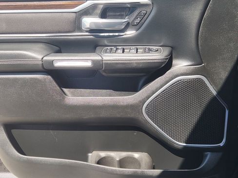 Used 2022 RAM 1500 Laramie RWD image 17
