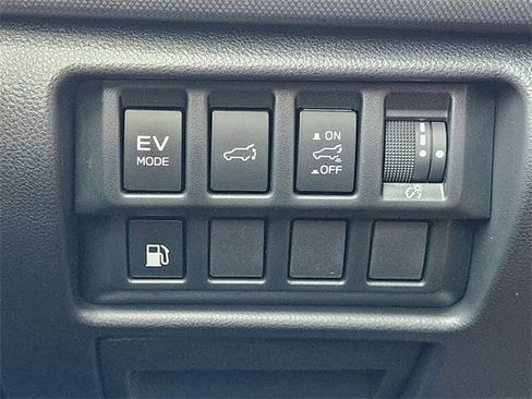 New 2025 Subaru Forester Touring image 18