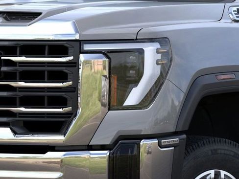 New 2025 GMC Sierra 2500 SLE w/ SLE Value Package; image 10