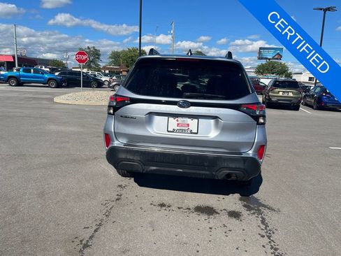 Used 2026 Subaru Forester Premium AWD/4WD image 4