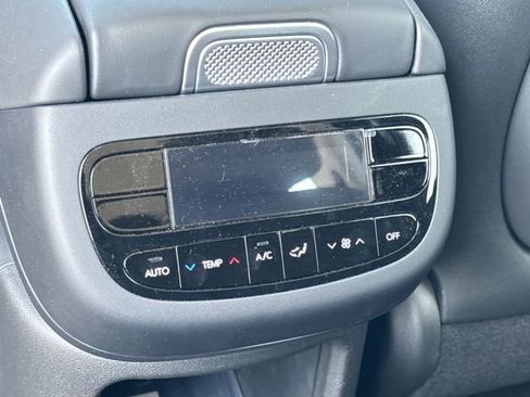 New 2026 Hyundai Ioniq 9 SE image 16
