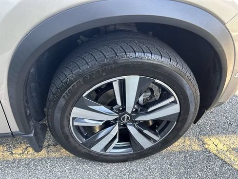 Certified 2022 Nissan Rogue Platinum w/ Head-Up Display Package AWD/4WD image 13