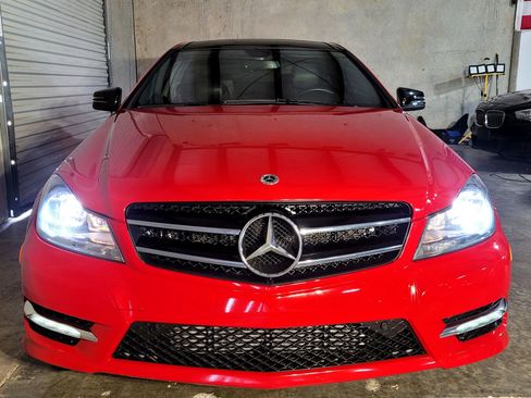 Used 2014 Mercedes-Benz C 250 Coupe image 2