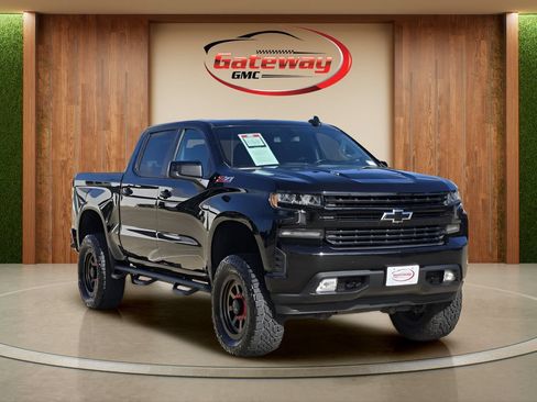 Used 2021 Chevrolet Silverado 1500 RST AWD/4WD image 3