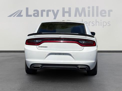 Used 2021 Dodge Charger SXT w/ Blacktop Package RWD image 5