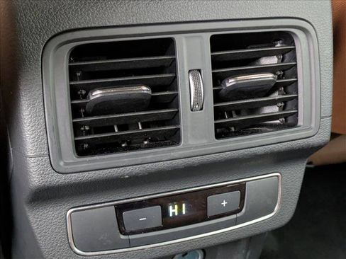 Used 2025 Audi Q5 2.0T Premium Plus image 18