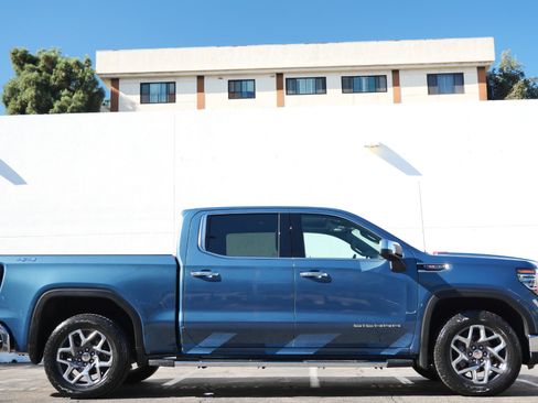 Used 2024 GMC Sierra 1500 SLT w/ SLT Premium Package AWD/4WD image 56