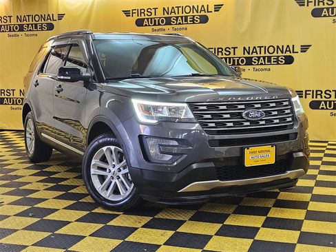 Used 2017 Ford Explorer XLT w/ Equipment Group 202A image 1