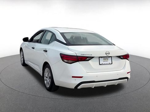 Used 2025 Nissan Sentra S FWD image 9
