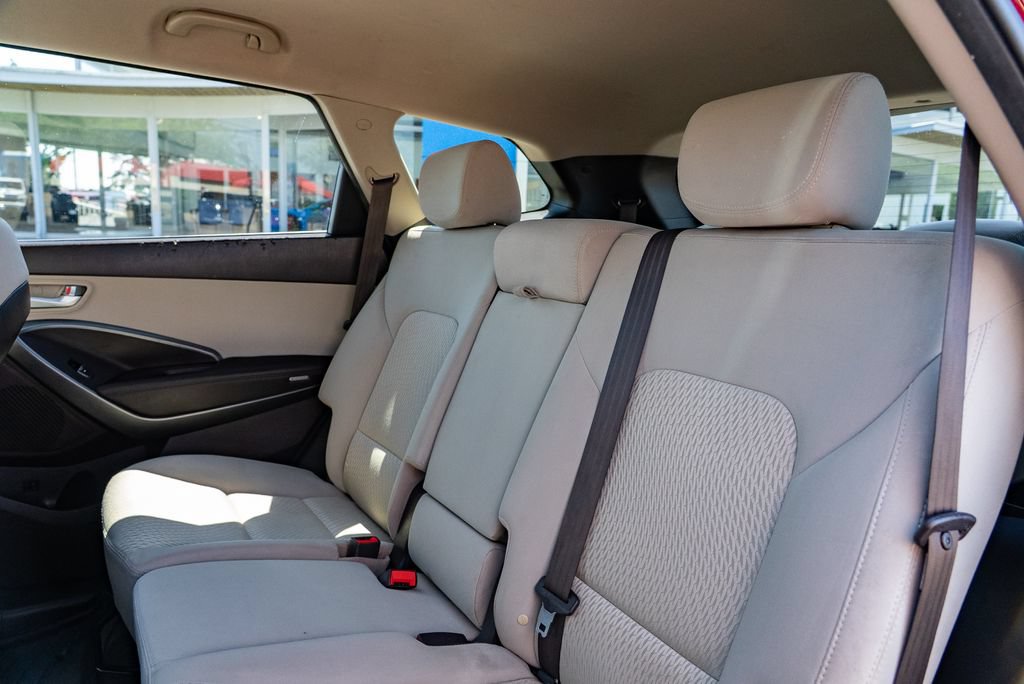 Used 2018 Hyundai Santa Fe SE AWD/4WD image 24