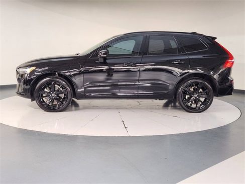 Used 2024 Volvo XC60 T8 Ultimate image 5