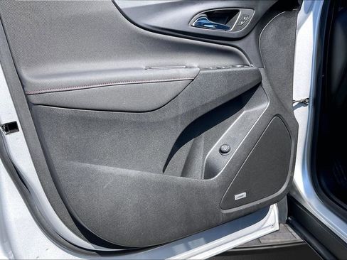 Used 2022 Chevrolet Equinox RS w/ RS Leather Package FWD image 23