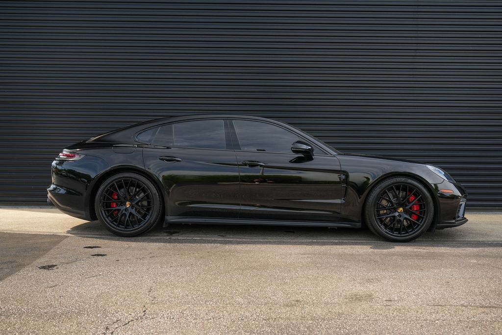 Certified 2018 Porsche Panamera Turbo AWD/4WD image 35