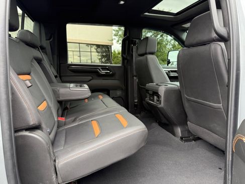 Used 2024 GMC Sierra 2500 AT4 w/ AT4 Premium Plus Package image 15