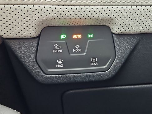 New 2026 Volkswagen Atlas Cross Sport SEL Premium R-Line image 11