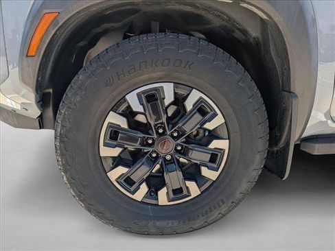 Used 2023 Nissan Frontier PRO-4X w/ Pro Convenience Package AWD/4WD image 24