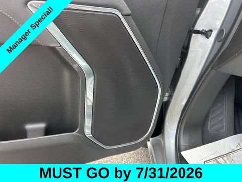 Used 2025 Chevrolet Silverado 2500 LT w/ Convenience Package AWD/4WD image 14