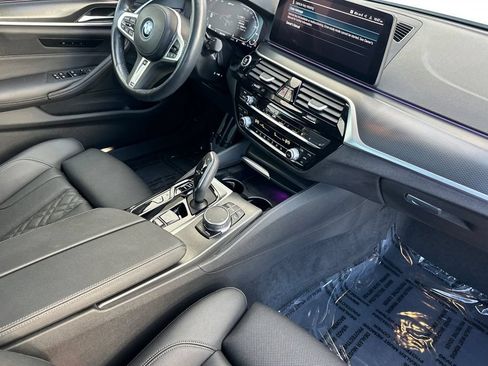 Used 2023 BMW 530e w/ M Sport Package RWD image 16