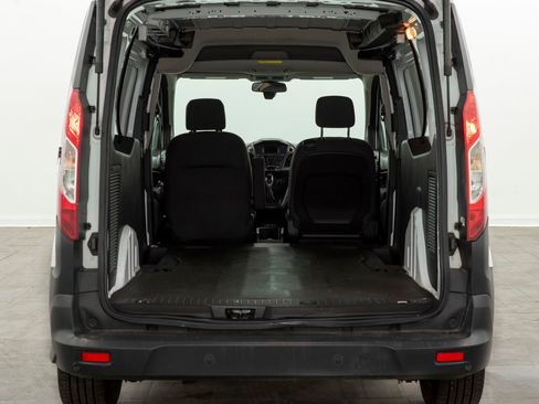 Used 2016 Ford Transit Connect XL image 10