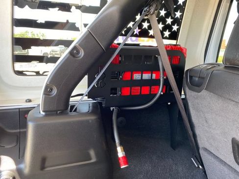 Used 2023 Jeep Wrangler Unlimited Rubicon w/ LED Lighting Group AWD/4WD image 17
