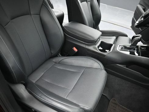 Used 2024 Subaru Outback Limited image 25