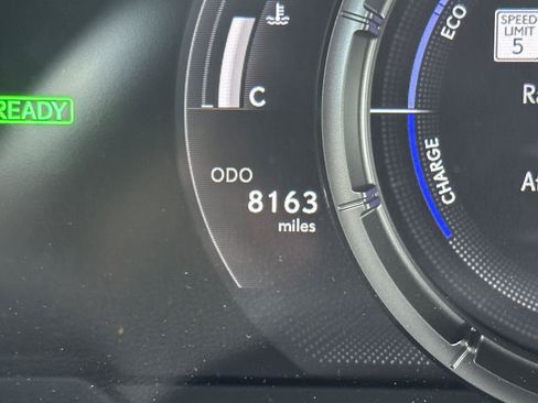 Used 2024 Lexus UX 250h F Sport FWD image 14