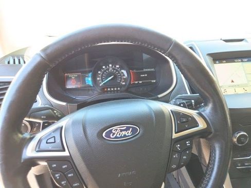 Used 2017 Ford Edge SEL w/ Equipment Group 201A AWD/4WD image 12