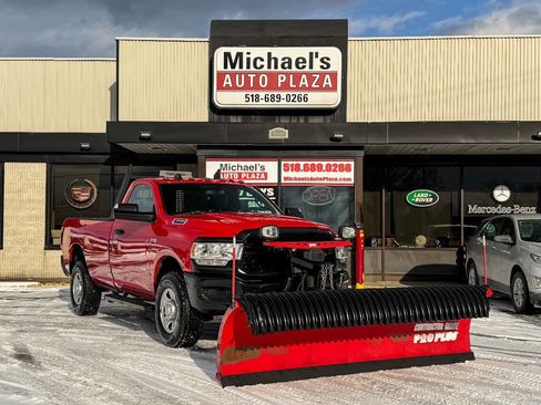 Used 2022 RAM 3500 Tradesman image 2